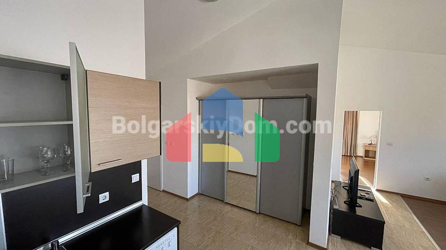 Двокімнатна квартира в Марина Кейп