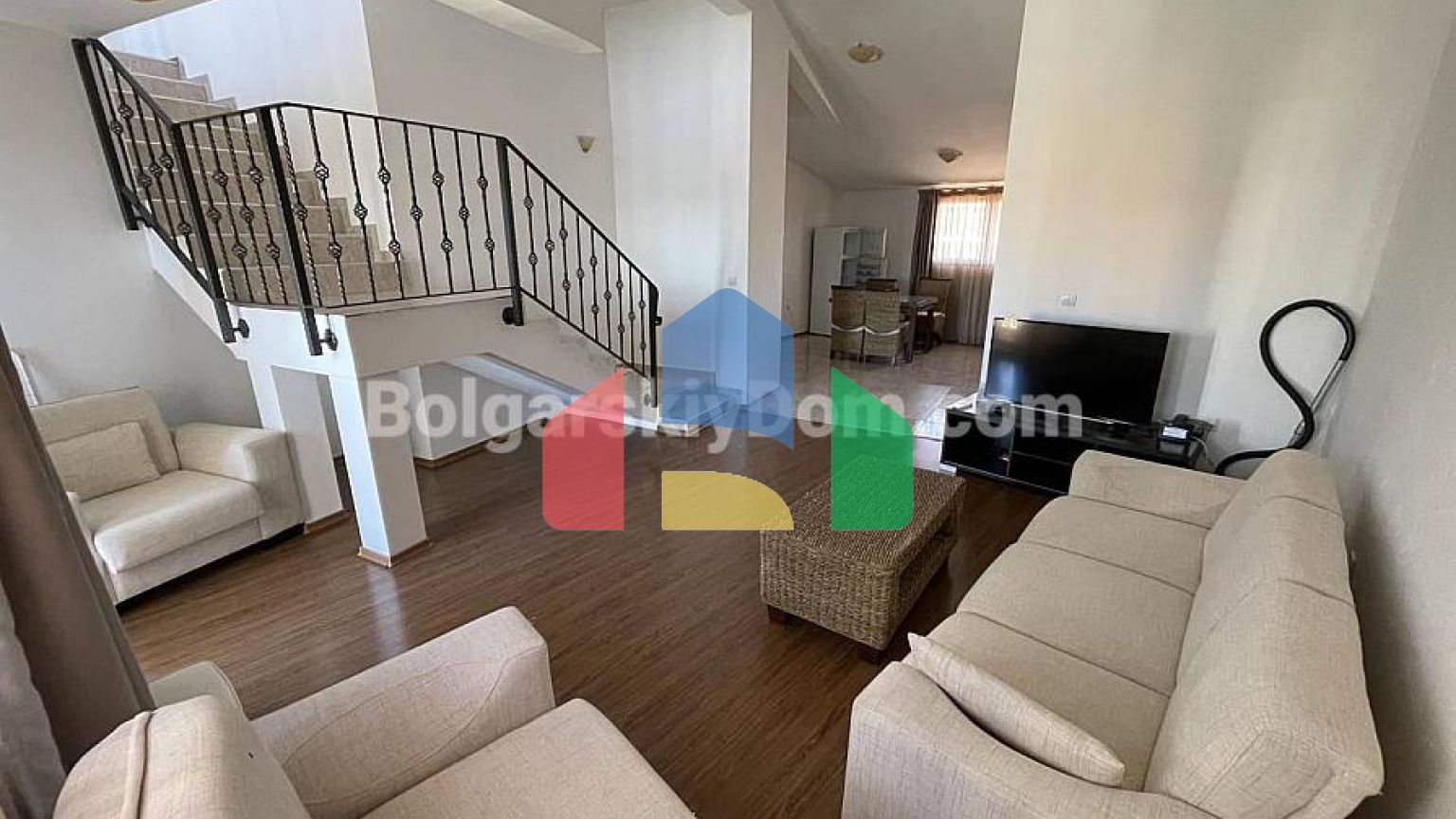 Двокімнатна квартира в Марина Кейп