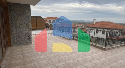 Трикімнатна квартира в Віньярдс Мускат