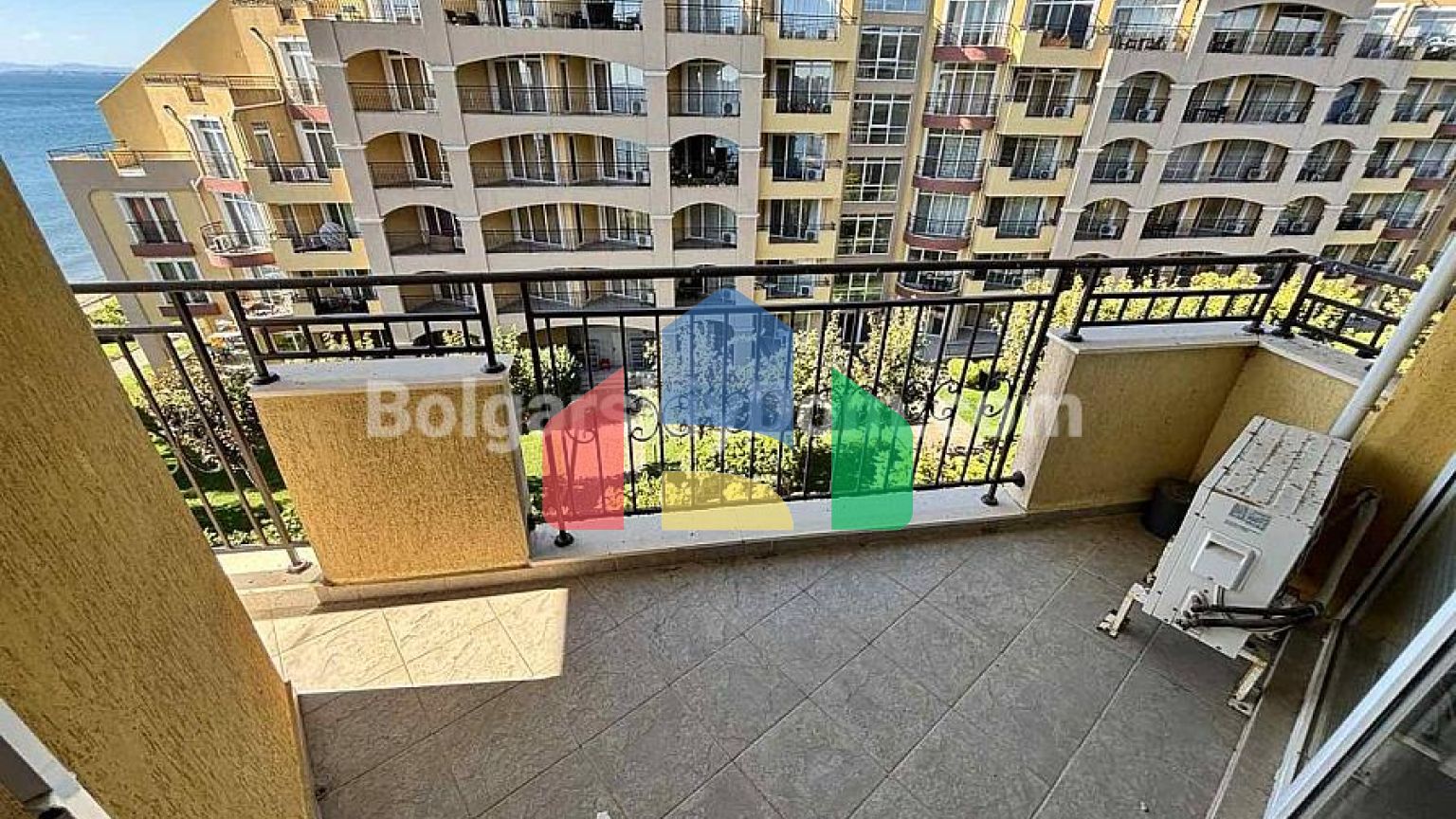 Двокімнатна квартира в Мідія Гранд Резорт