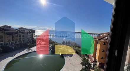 Двокімнатна квартира в Марина Кейп