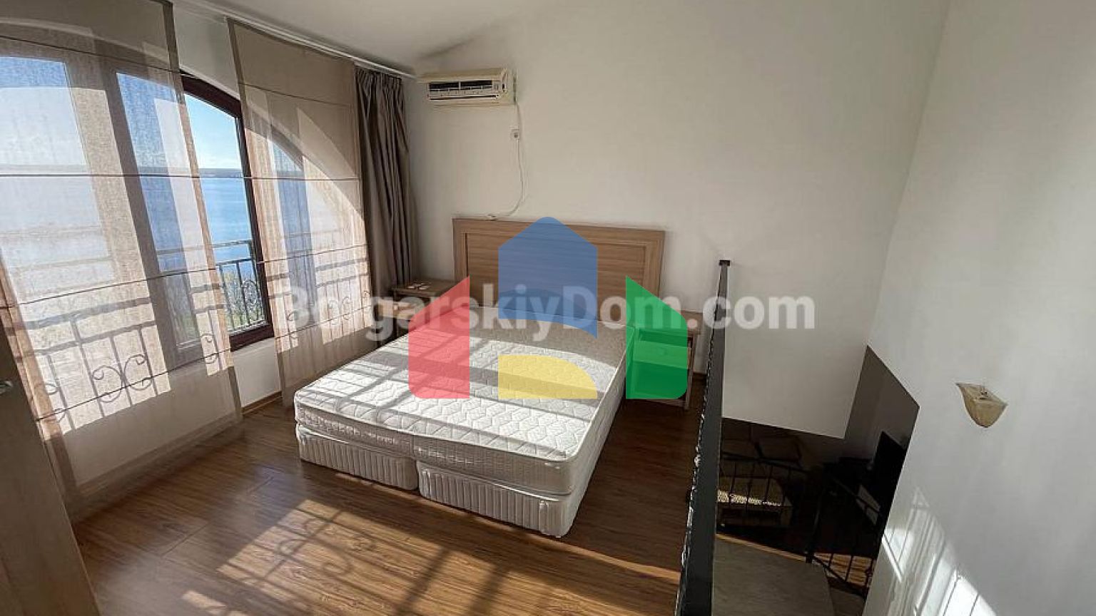 Двокімнатна квартира в Марина Кейп