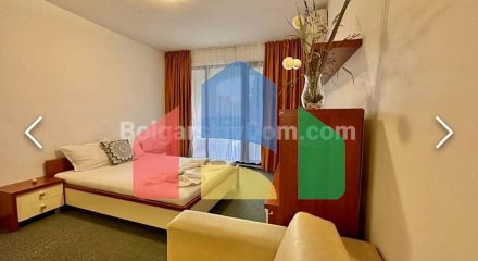 Двокімнатна квартира в Марина Кейп