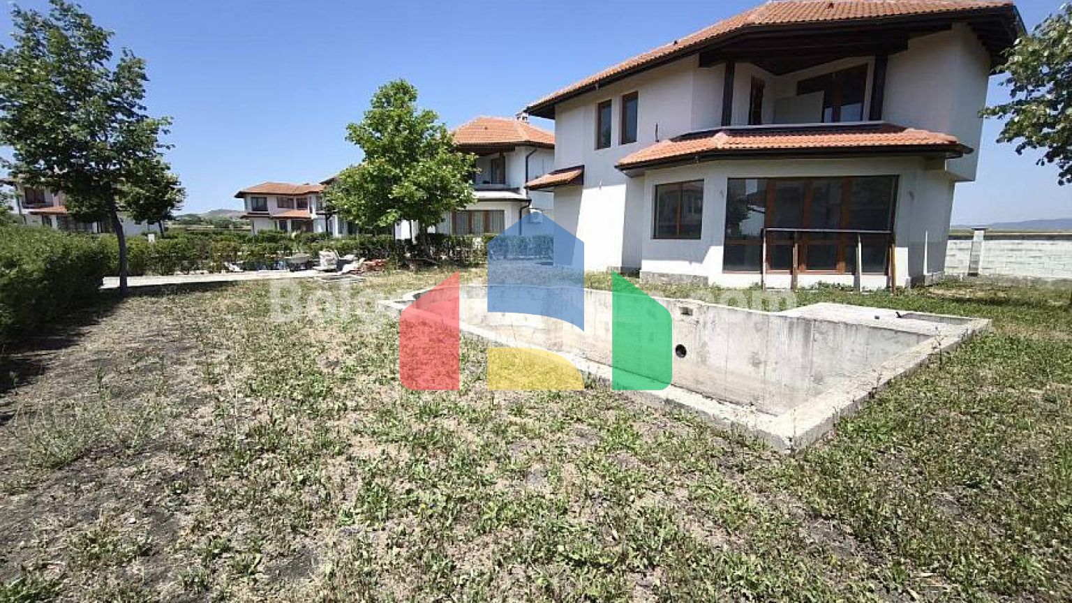 Будинок у Флорал Медоус