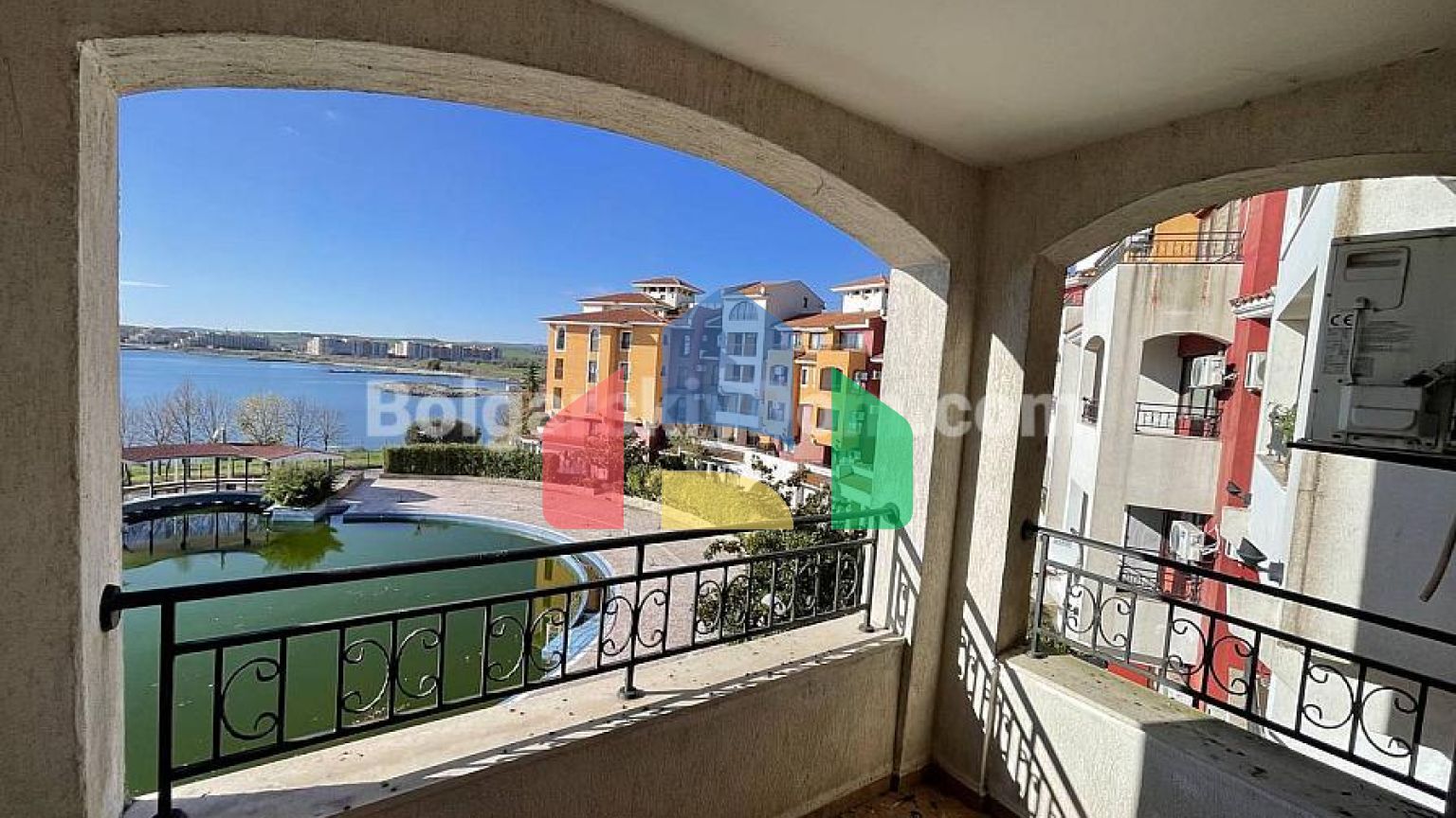 Двокімнатна квартира в Марина Кейп