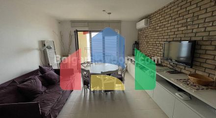 Трикімнатна квартира в Марина Кейп