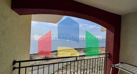 Трикімнатна квартира в Марина Кейп