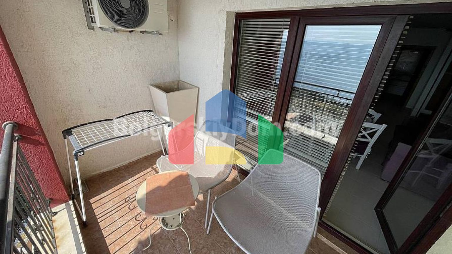 Трикімнатна квартира в Марина Кейп