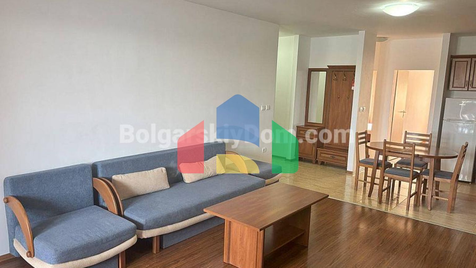 Трикімнатна квартира в Марина Кейп