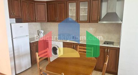 Трикімнатна квартира в Марина Кейп