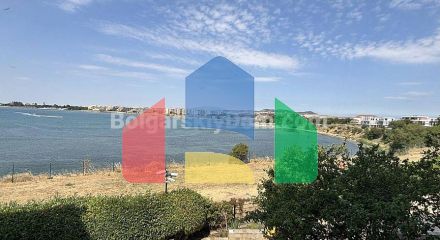 Трикімнатна квартира в Марина Кейп