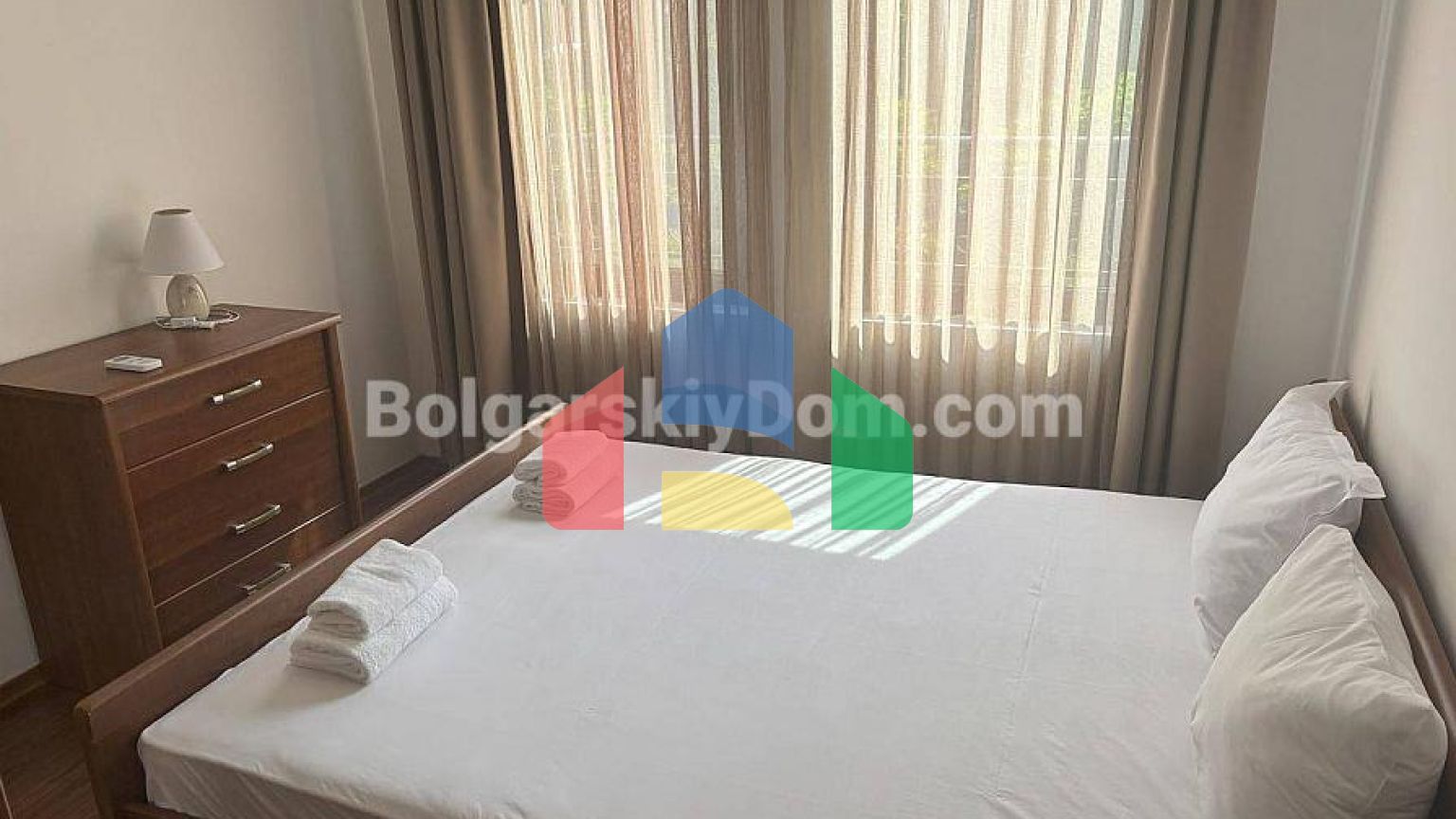 Трикімнатна квартира в Марина Кейп