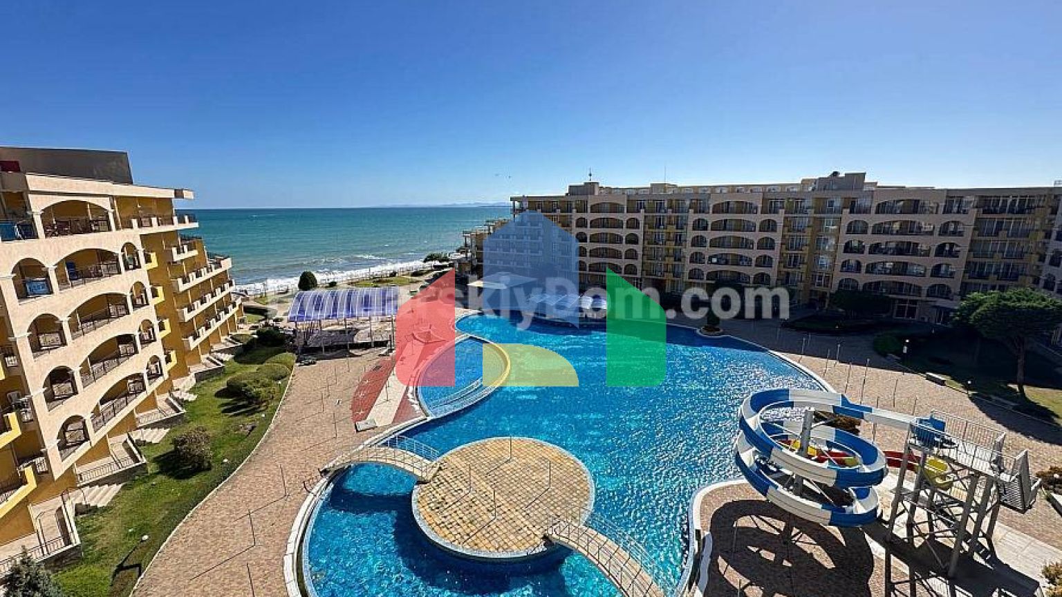 Трикімнатна квартира в Мідія Гранд Резорт