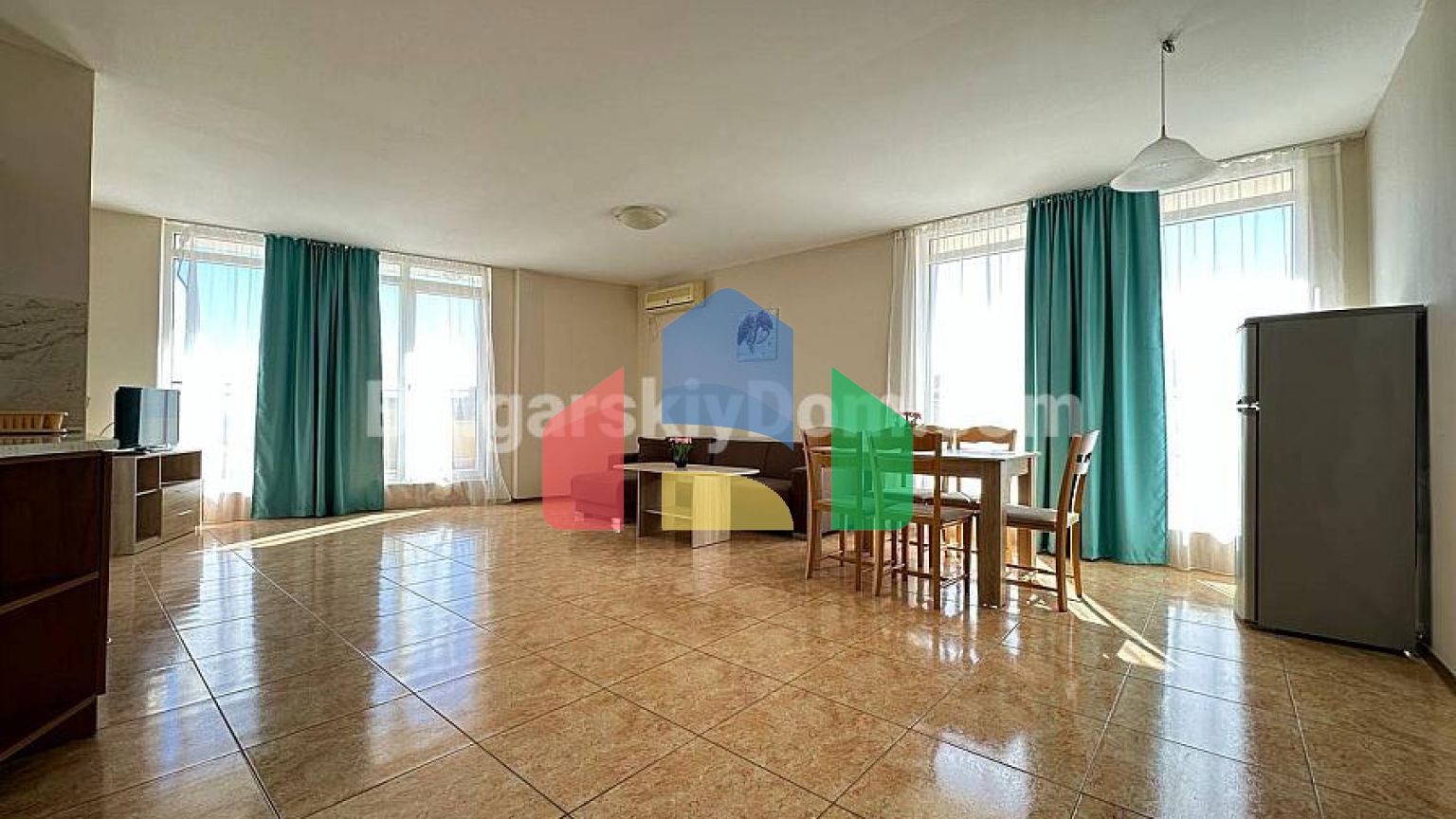 Трикімнатна квартира в Мідія Гранд Резорт