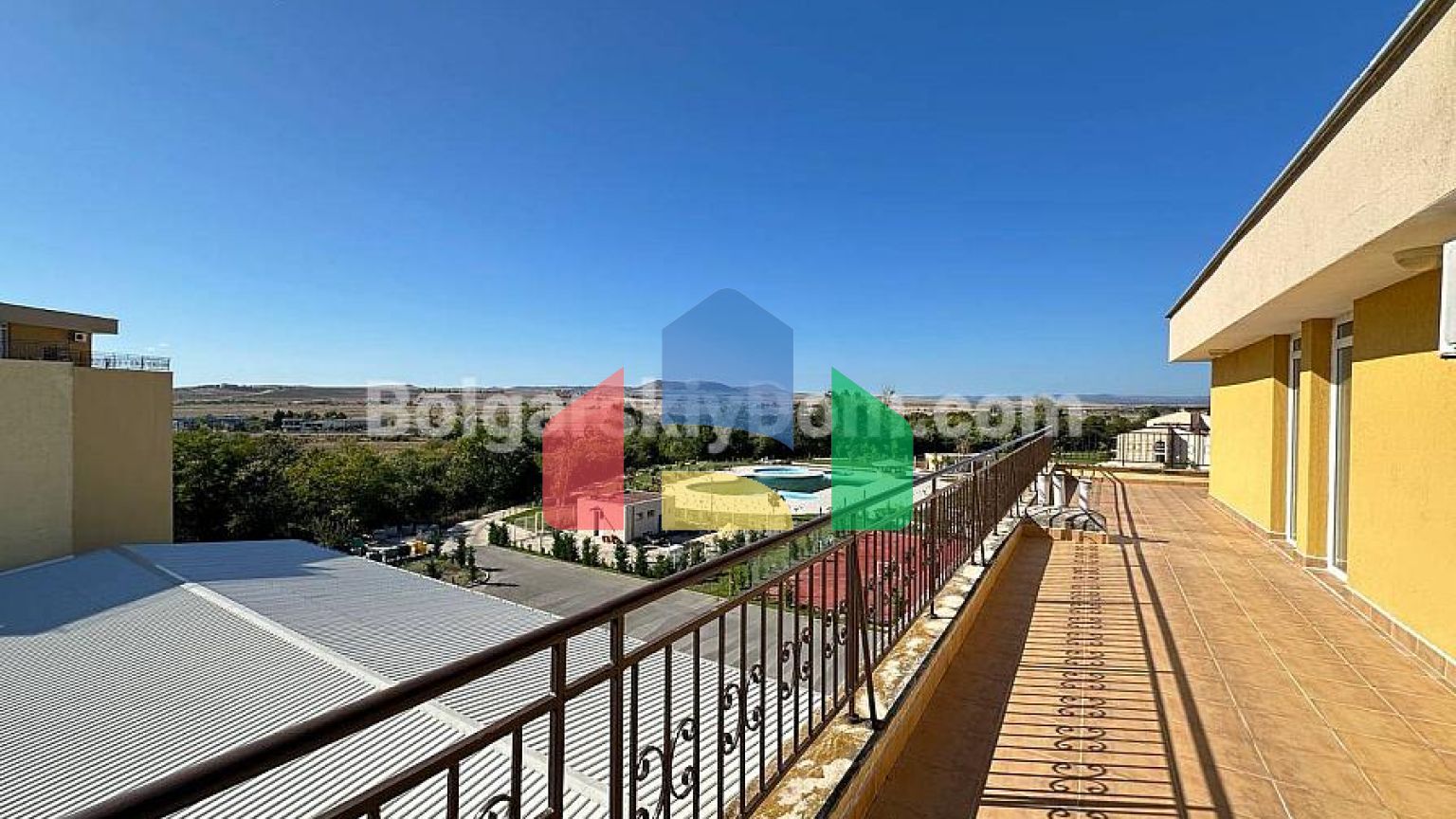 Трикімнатна квартира в Мідія Гранд Резорт