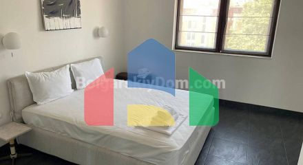 П'ятикімнатний мезонет в Марина Кейп