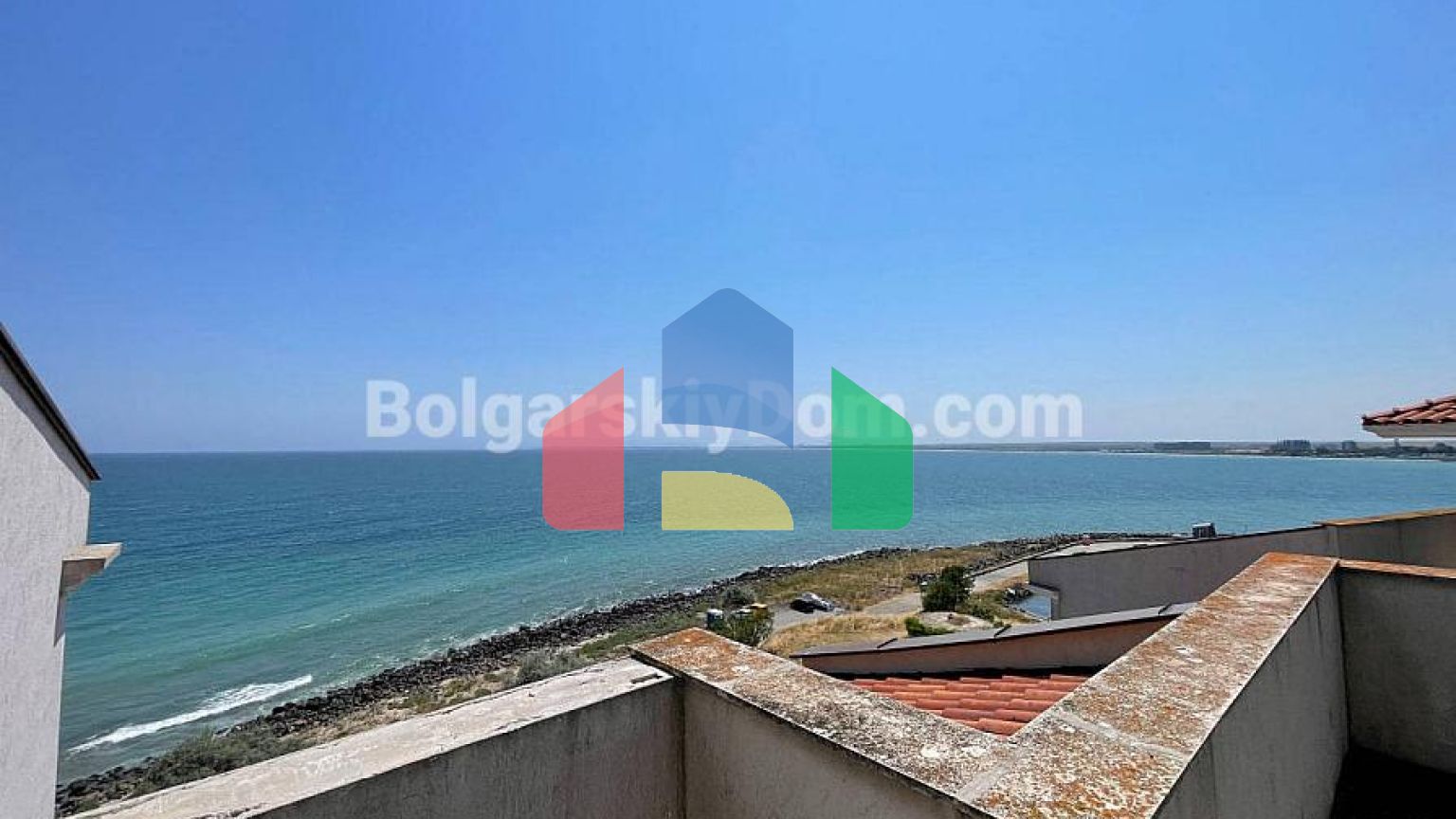 П'ятикімнатний мезонет в Марина Кейп