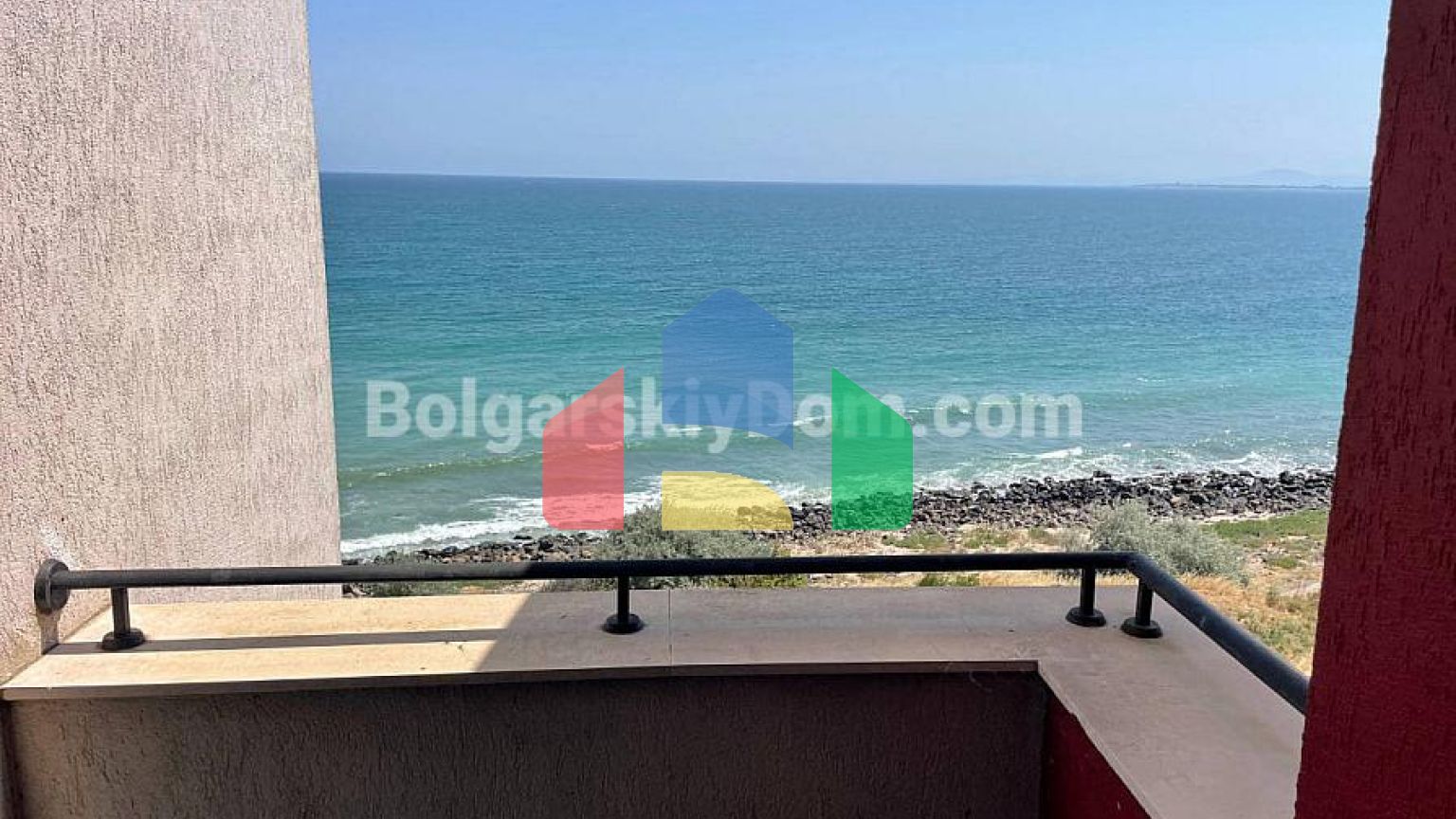 П'ятикімнатний мезонет в Марина Кейп