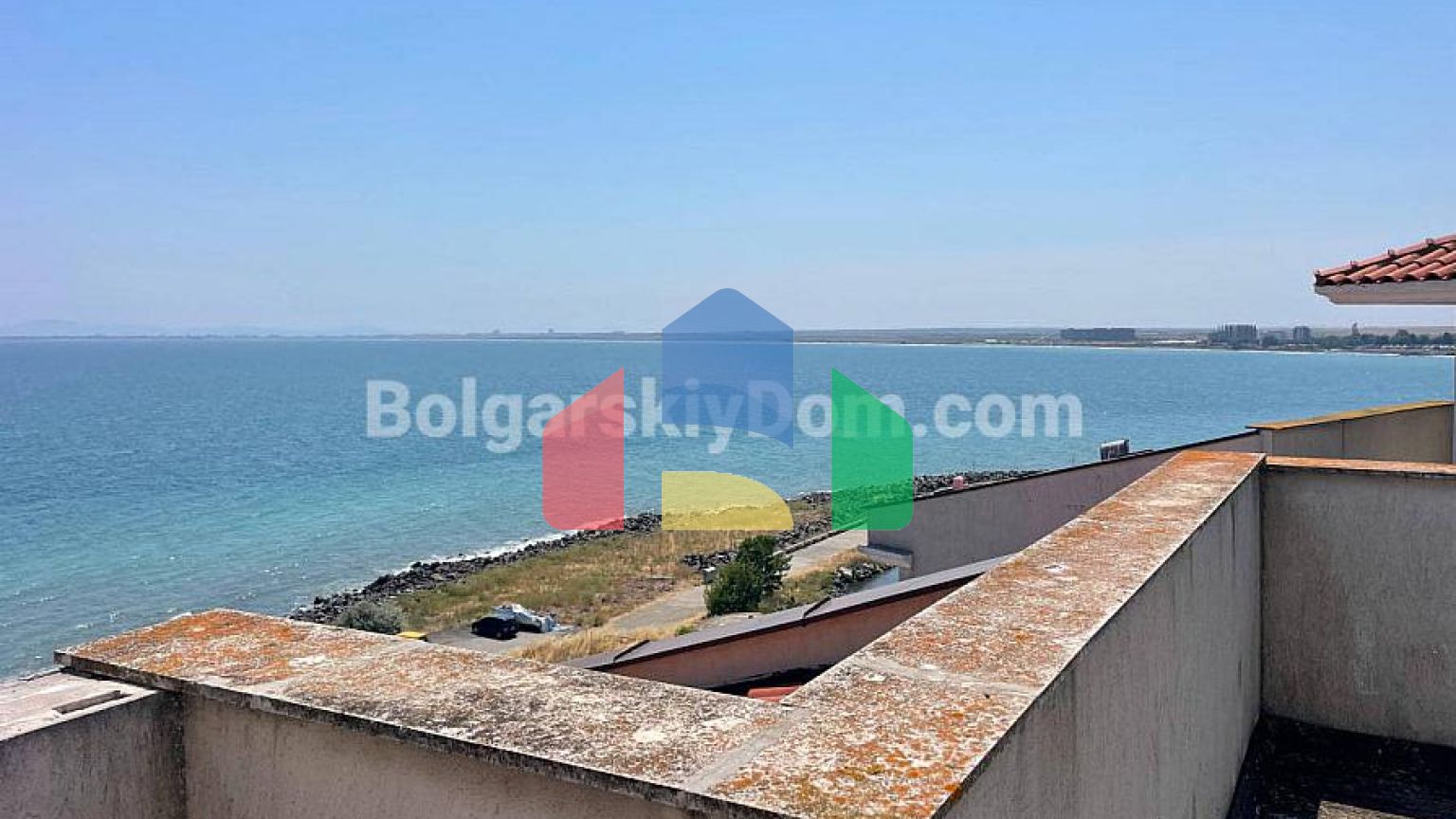 П'ятикімнатний мезонет в Марина Кейп