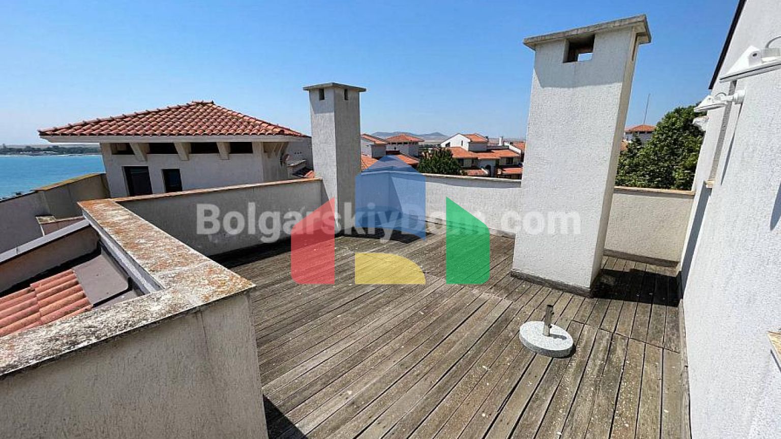 П'ятикімнатний мезонет в Марина Кейп