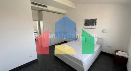 П'ятикімнатний мезонет в Марина Кейп