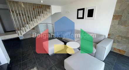 П'ятикімнатний мезонет в Марина Кейп