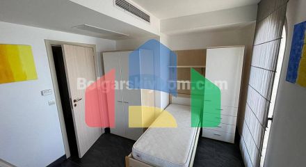 П'ятикімнатний мезонет в Марина Кейп