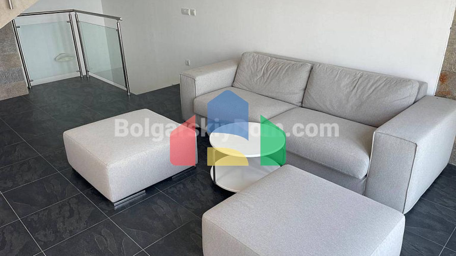 П'ятикімнатний мезонет в Марина Кейп