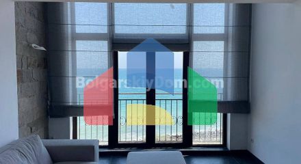 П'ятикімнатний мезонет в Марина Кейп