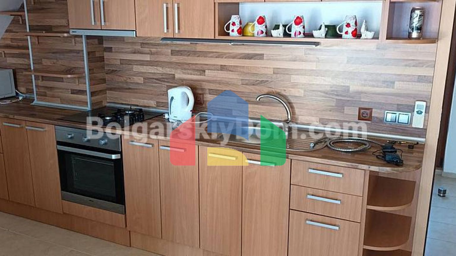 Будинок в Топола