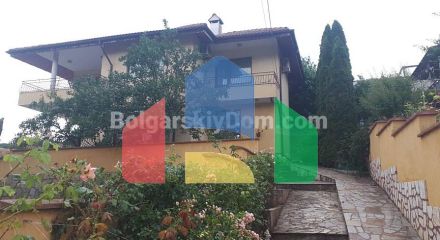 Будинок в Балчику