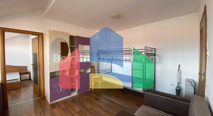 Двокімнатна квартира в Разлозі