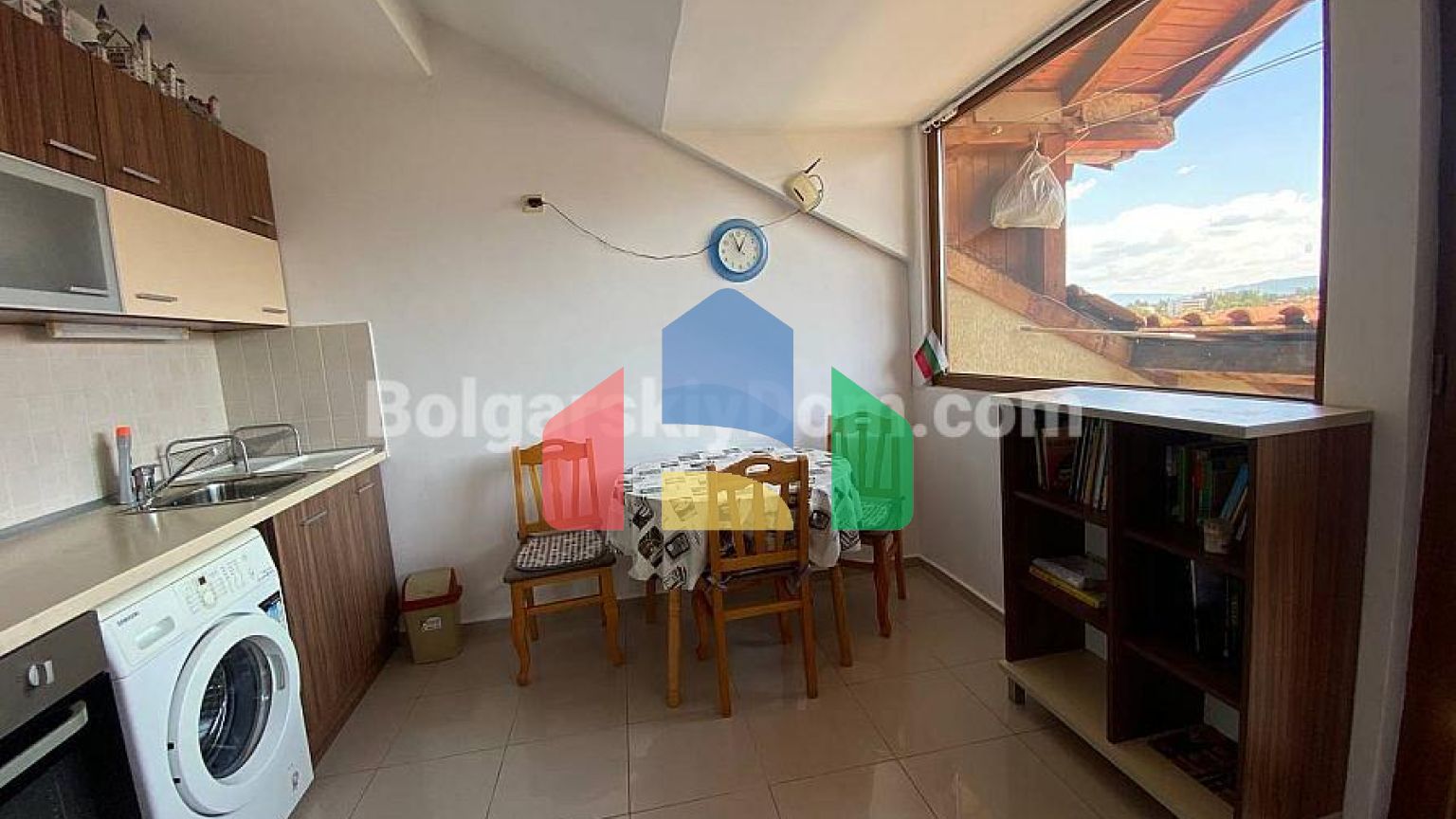 Двокімнатна квартира в Разлозі