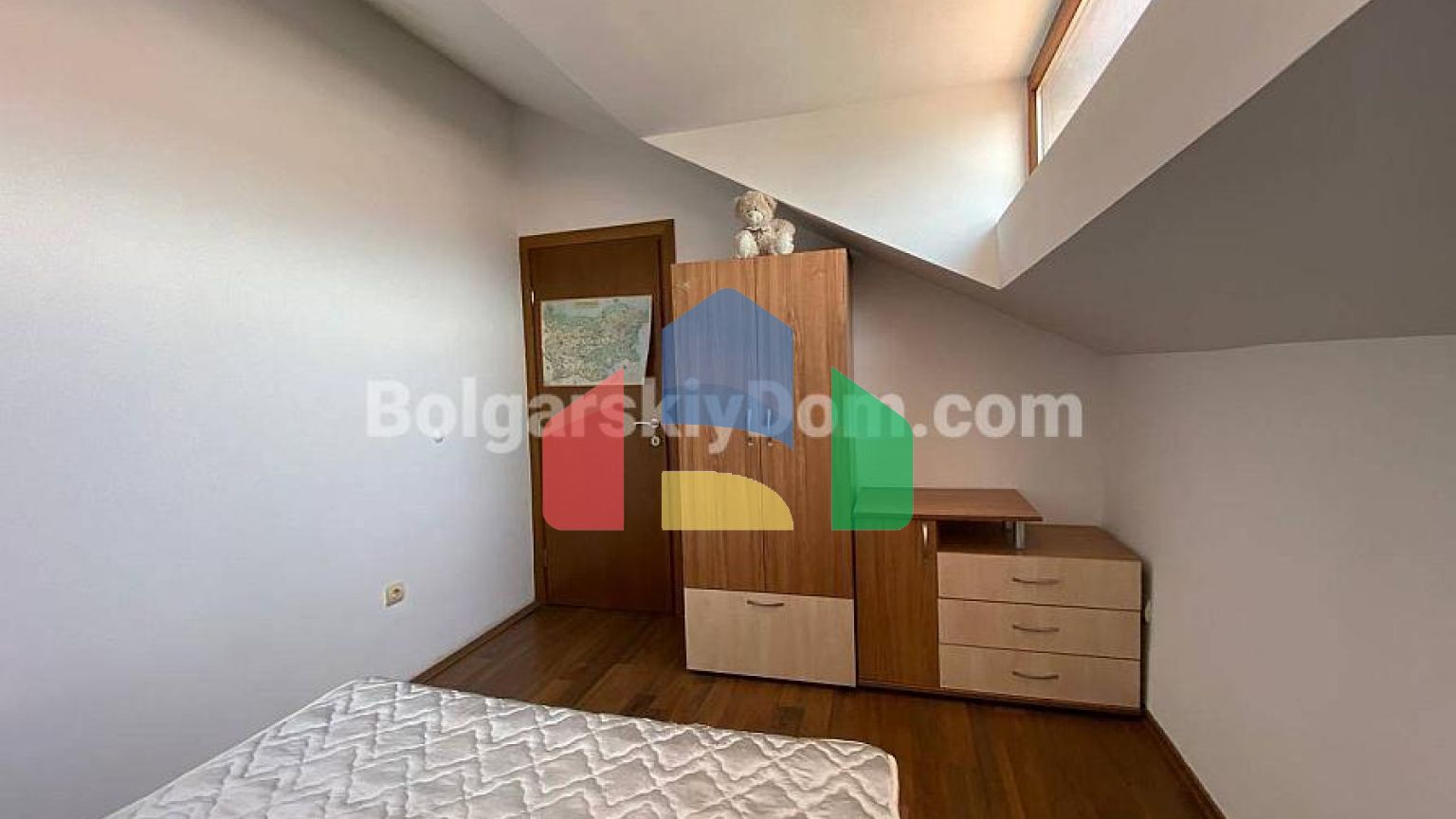 Двокімнатна квартира в Разлозі