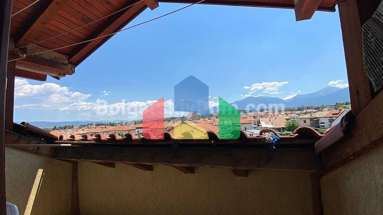 Двокімнатна квартира в Разлозі