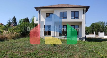 Будинок в Александрово