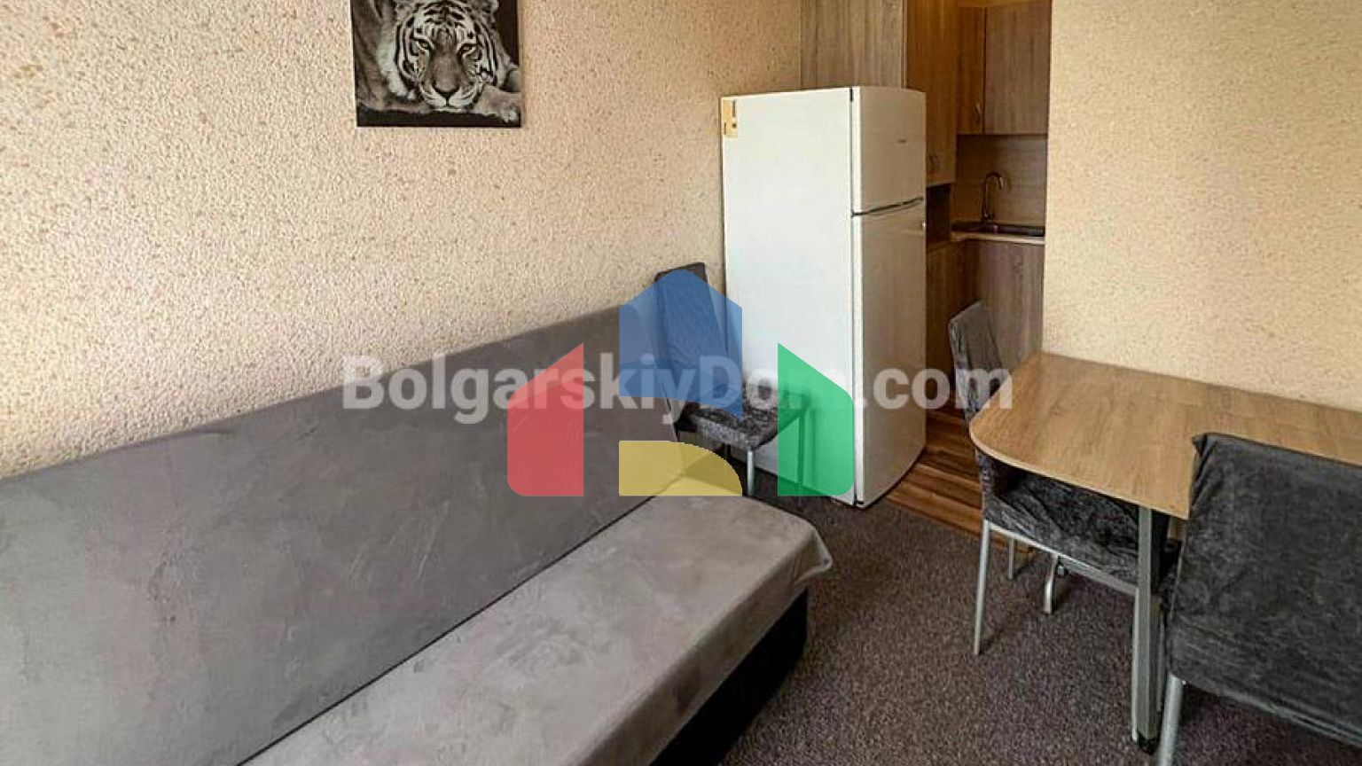 Квартира-студия в Лазурен Бряг