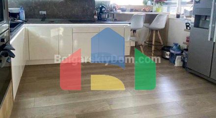 Five-room apartment in Burgas