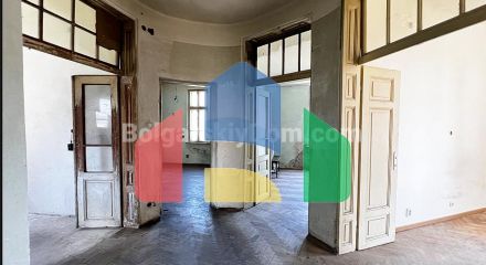 Four-room apartment in Burgas