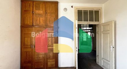 Four-room apartment in Burgas