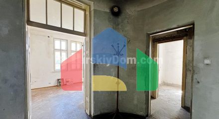 Four-room apartment in Burgas