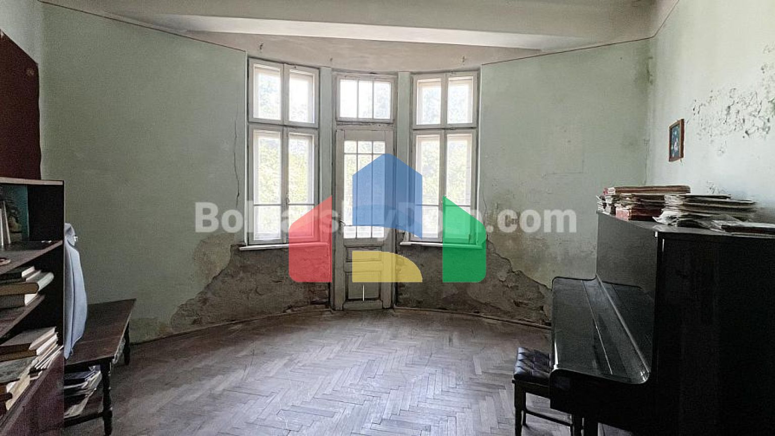 Чотирикімнатна квартира в Бургасі