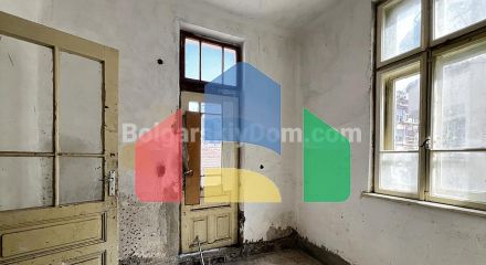 Чотирикімнатна квартира в Бургасі