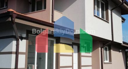 Дом в селе Полски Извор