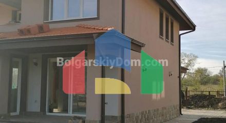 Дом в селе Полски Извор