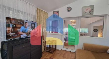 Дом в Просеник