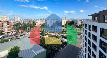 Чотирикімнатний пентхаус у Тіффані Резіденс