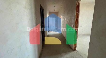 Чотирикімнатний пентхаус у Тіффані Резіденс