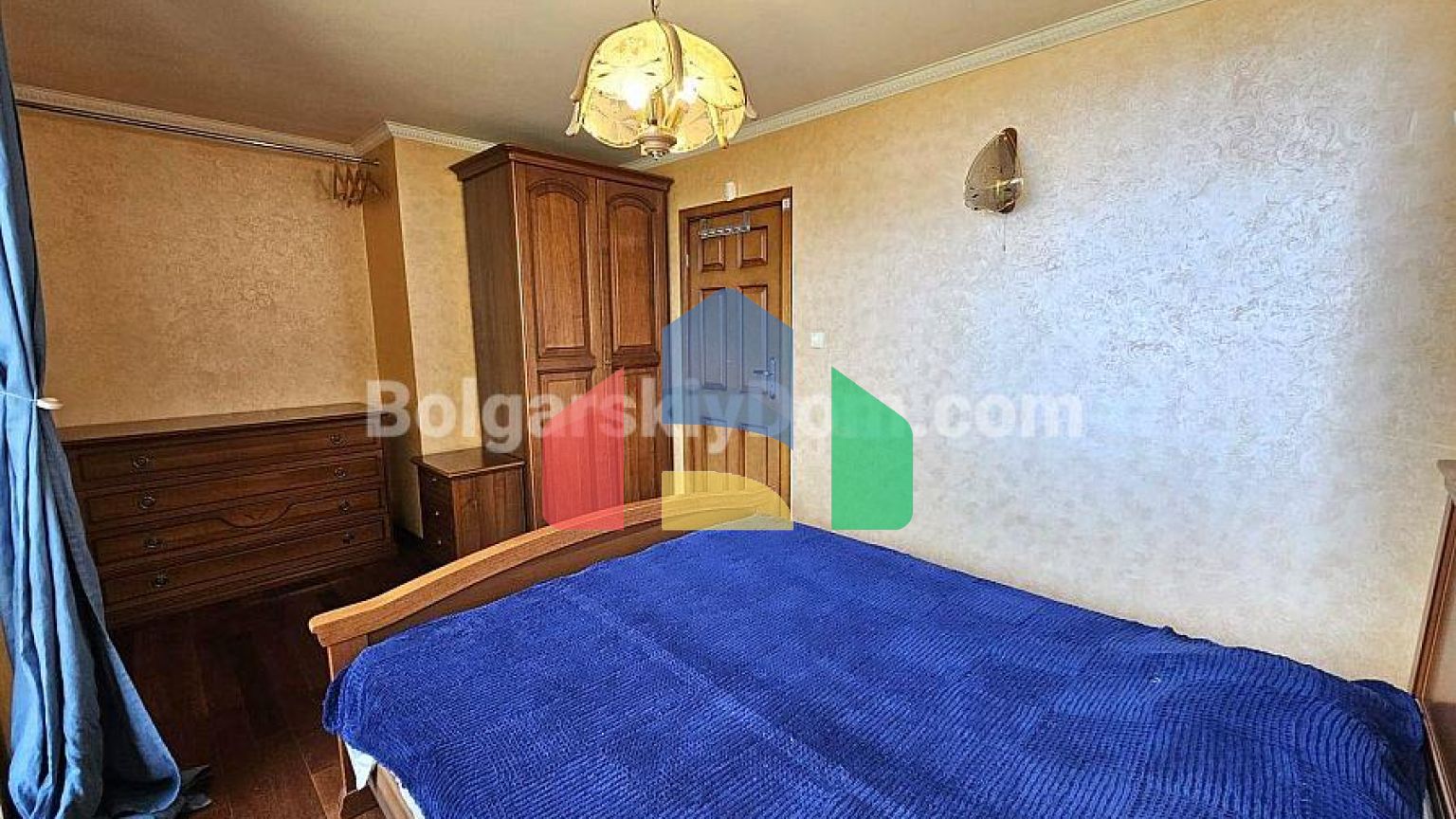 Дворівнева квартира в Бургасі