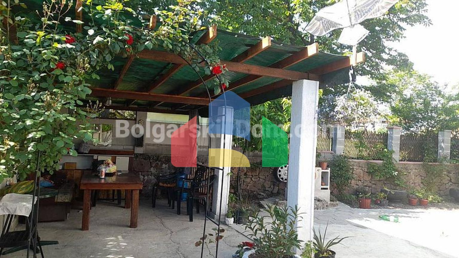 Дом в селе Бата